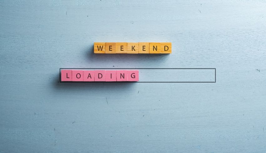 Weekend loading blocks on a blue background.
