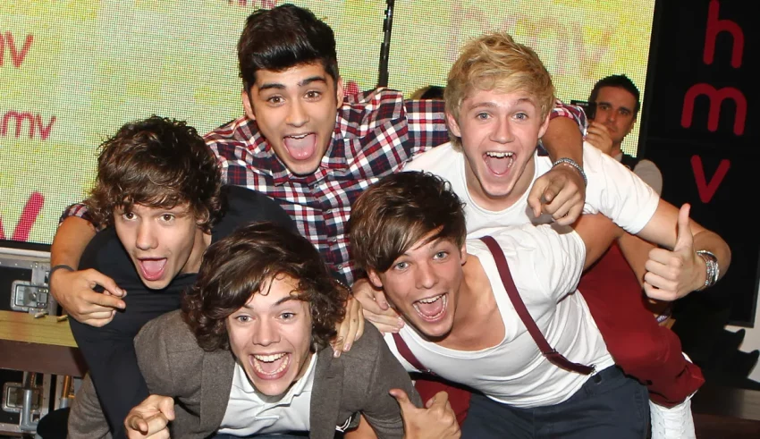 One direction at the mtv video music awards.